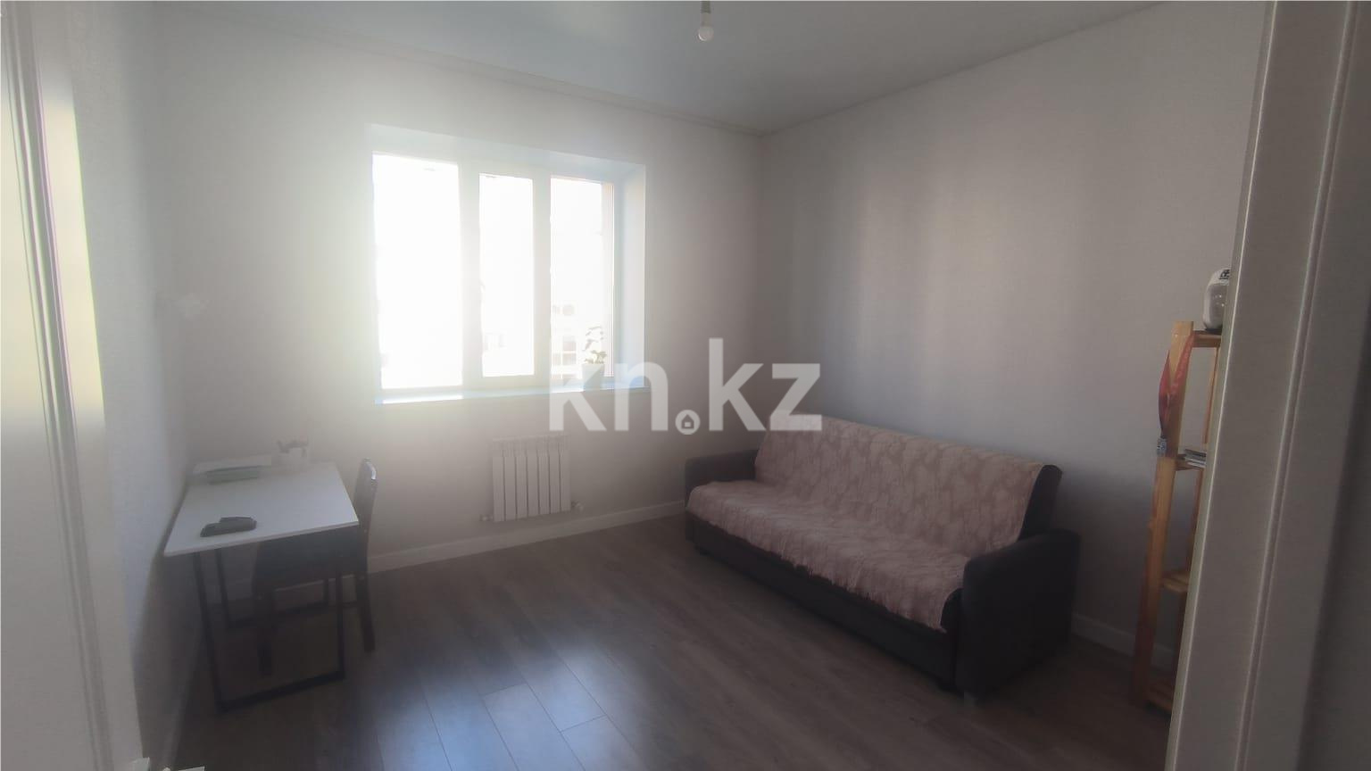 Продажа 3-комнатной квартиры, 82 м², ул. Муканова в Караганде - фото 5