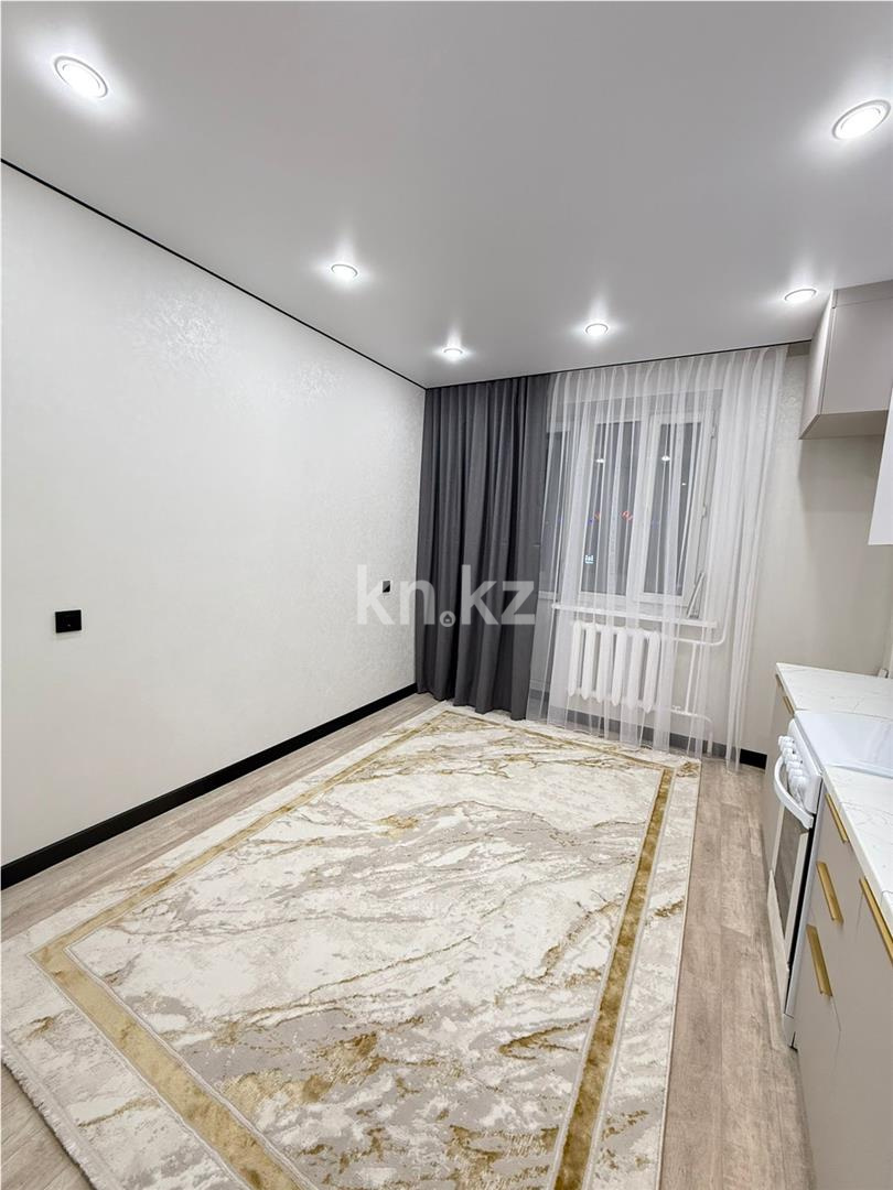 Продажа 1-комнатной квартиры, 40 м², пр. Момышулы в Астане - фото 3