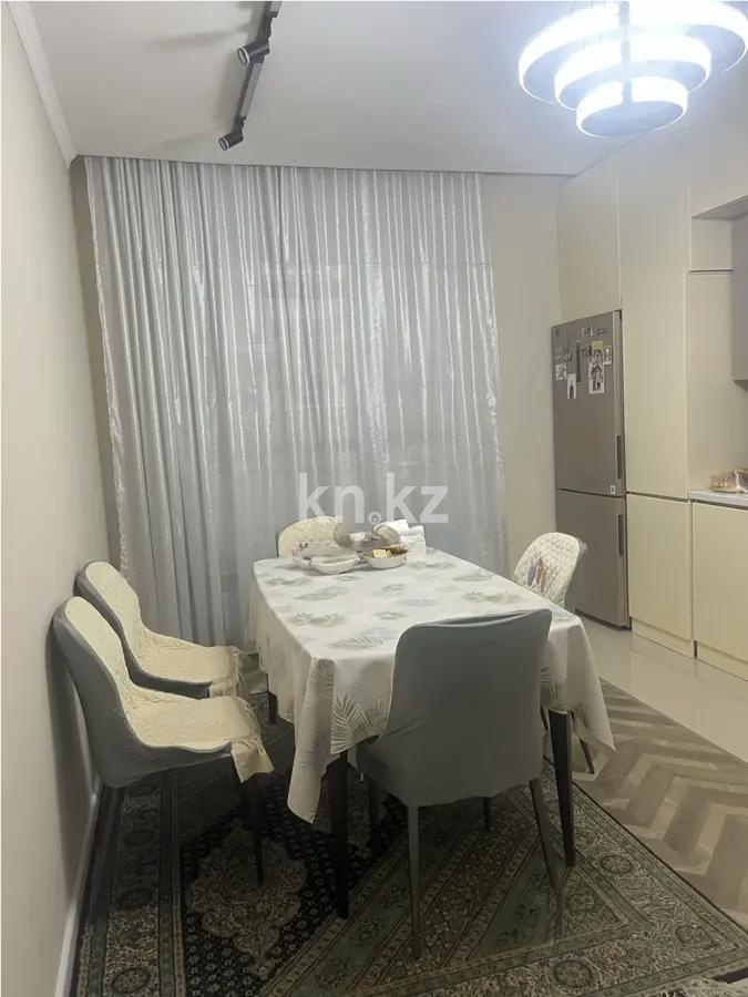 Продажа 3-комнатной квартиры, 108 м², ул. Утеген батыра, дом  11д в Алматы - фото 4