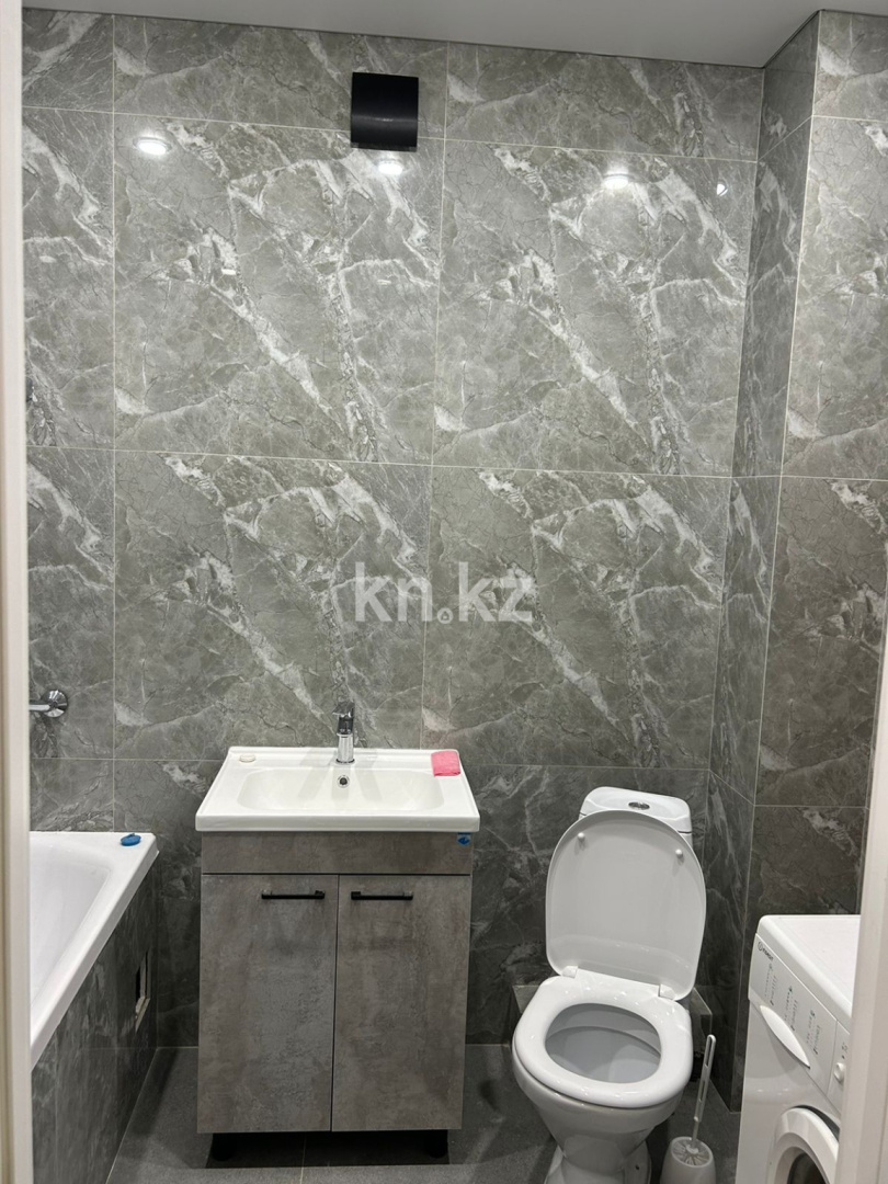 Аренда 2-комнатной квартиры посуточно, 42 м², ул. Нажимеденова, дом  15 - Аренда квартир посуточно в Астане с фото фото 6 из 6