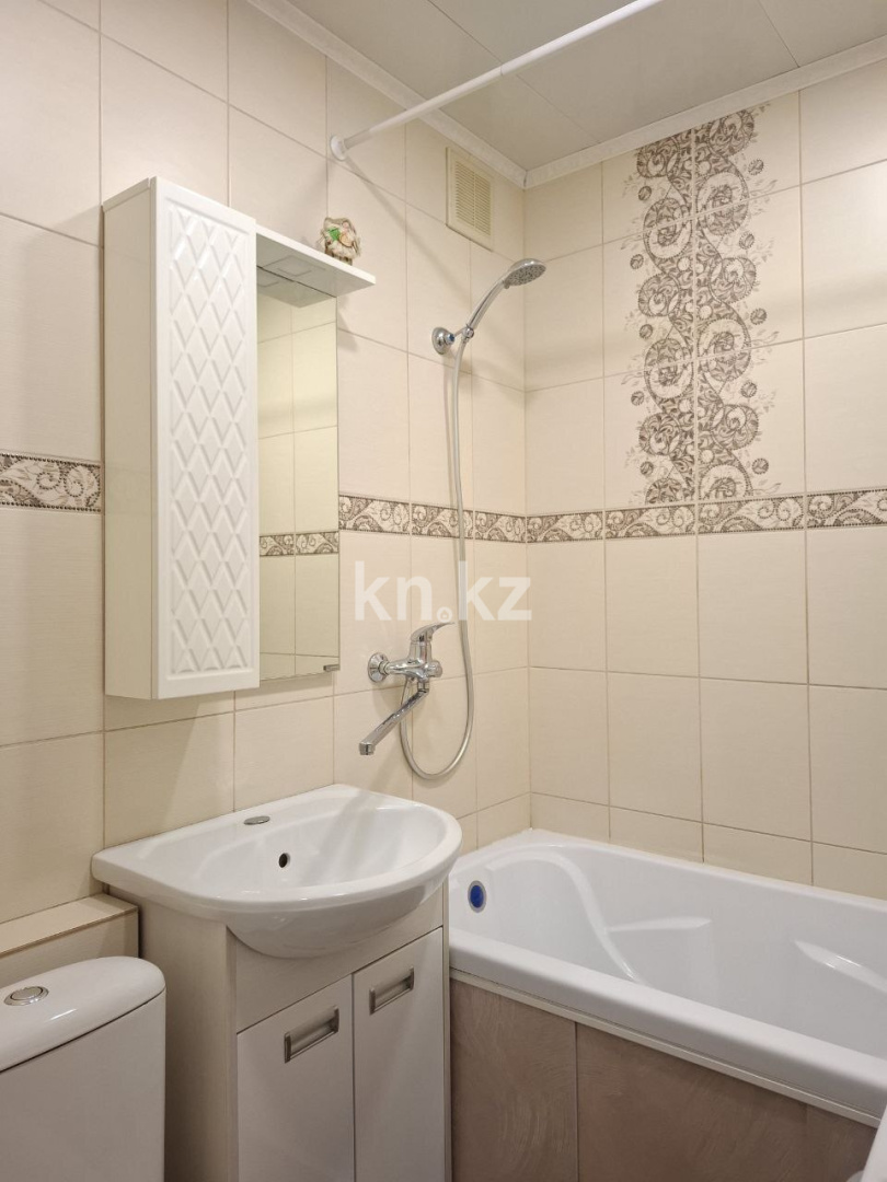 Продажа 2-комнатной квартиры, 43 м², ул. Потанина, дом  13 - Продажа  двухкомнатных квартир в Усть-Каменогорске фото 6 из 10