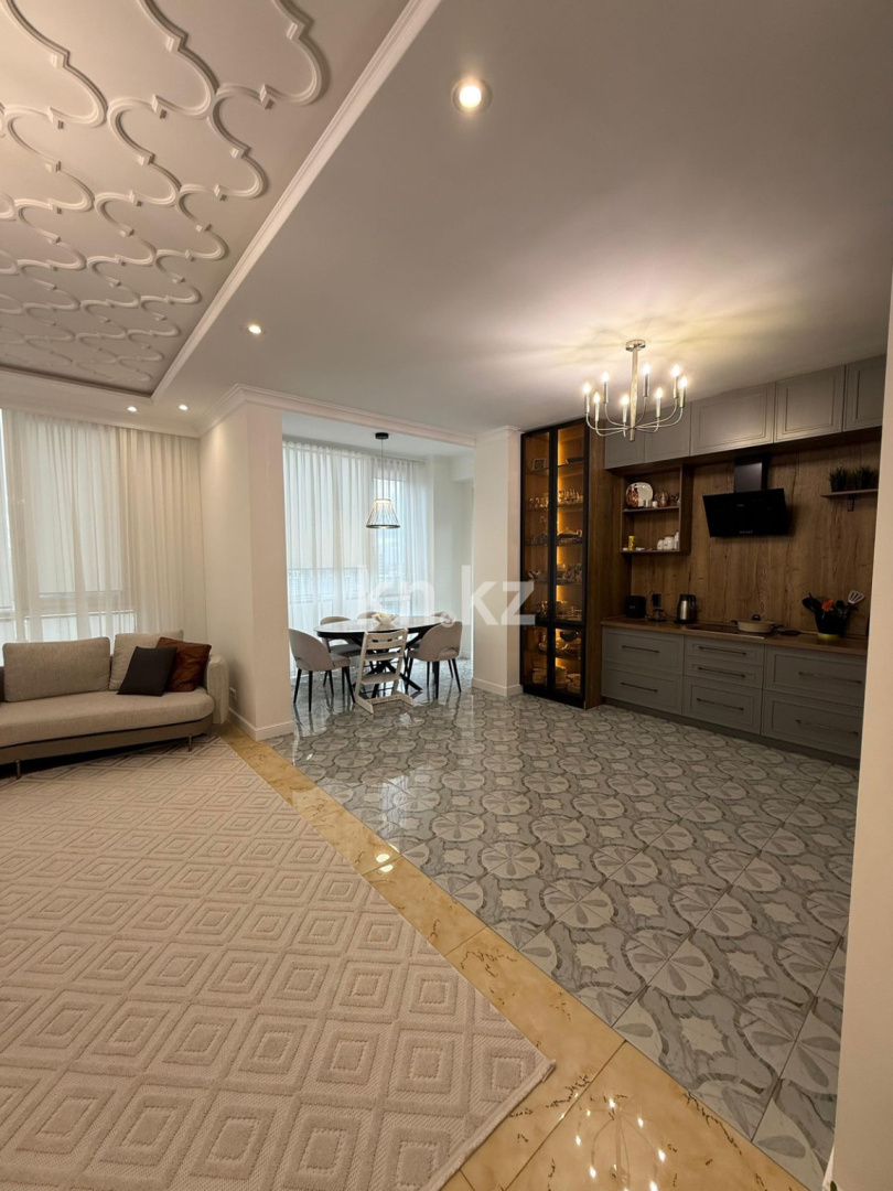 Продажа 4-комнатной квартиры, 126 м², ул. Сыганак, дом  17е - Продажа  четырехкомнатных квартир в новостройках Астаны фото 16 из 18