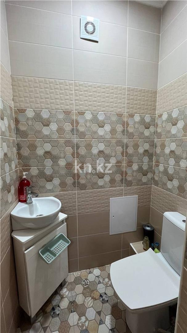 Продажа 2-комнатной квартиры, 64.2 м², ул. Сыганак - Продажа земельных участков в Уральске фото 11 из 17