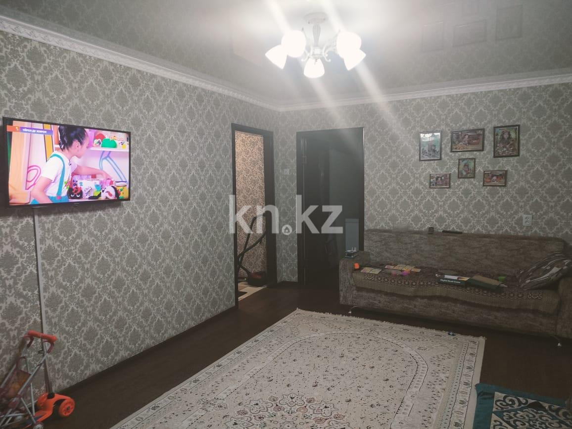 Продажа 3-комнатной квартиры, 60 м², ул. Жекибаева - Продажа  трехкомнатных квартир в Караганде фото 4 из 21