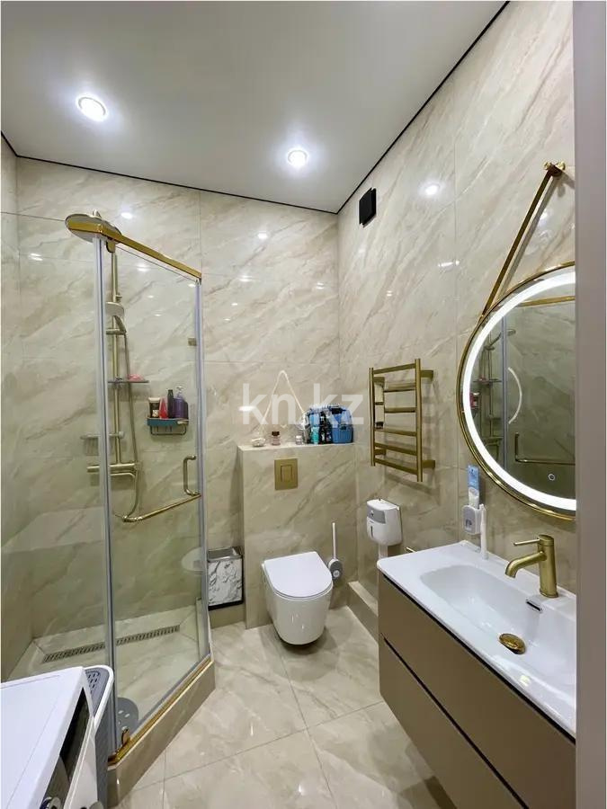 Продажа 3-комнатной квартиры, 112 м², ул. Утеген батыра, дом  11д в Алматы - фото 5