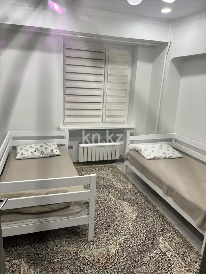 Продажа 3-комнатной квартиры, 65 м², пр. Абая, дом  127 в Алматы - фото 4