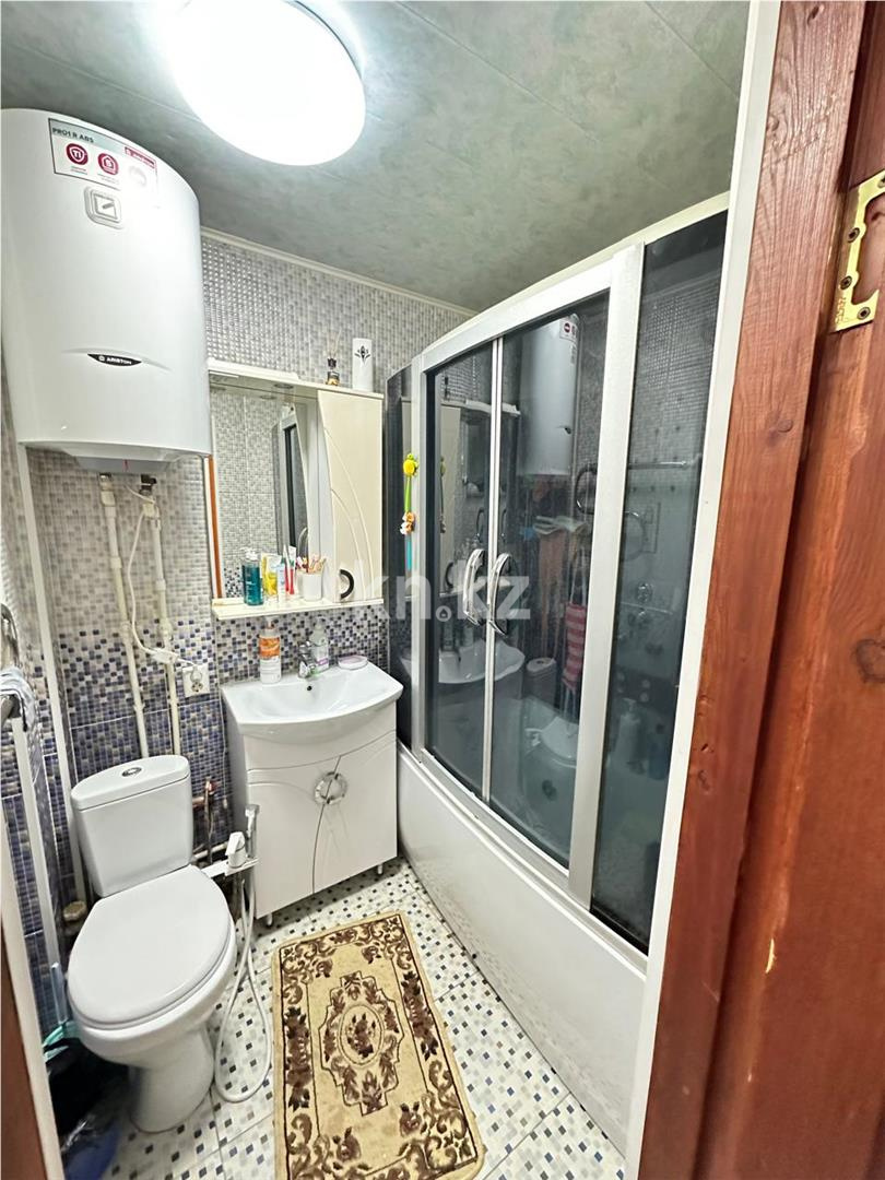 Продажа 3-комнатной квартиры, 68 м² - Продажа  трехкомнатных квартир в Караганде на Юго-Востоке фото 11 из 17