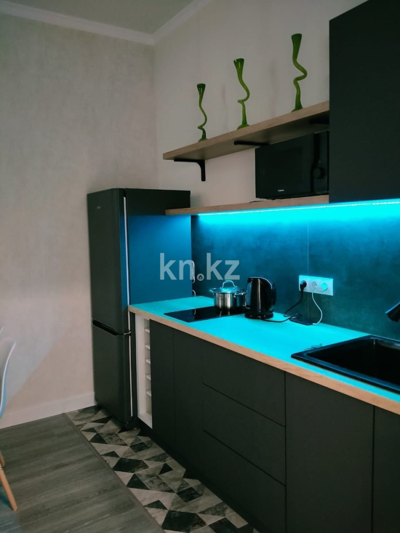 Аренда 2-комнатной квартиры посуточно, 40 м², пр. Мангилик Ел, дом  51/5 - пр. Улы Дала - Аренда квартир посуточно в Астане без посредников фото 4 из 11