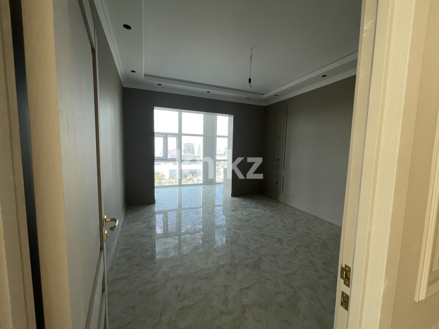 Продажа 4-комнатной квартиры, 142 м², ул. Желтоксан, дом  2/1 в Астане - фото 23