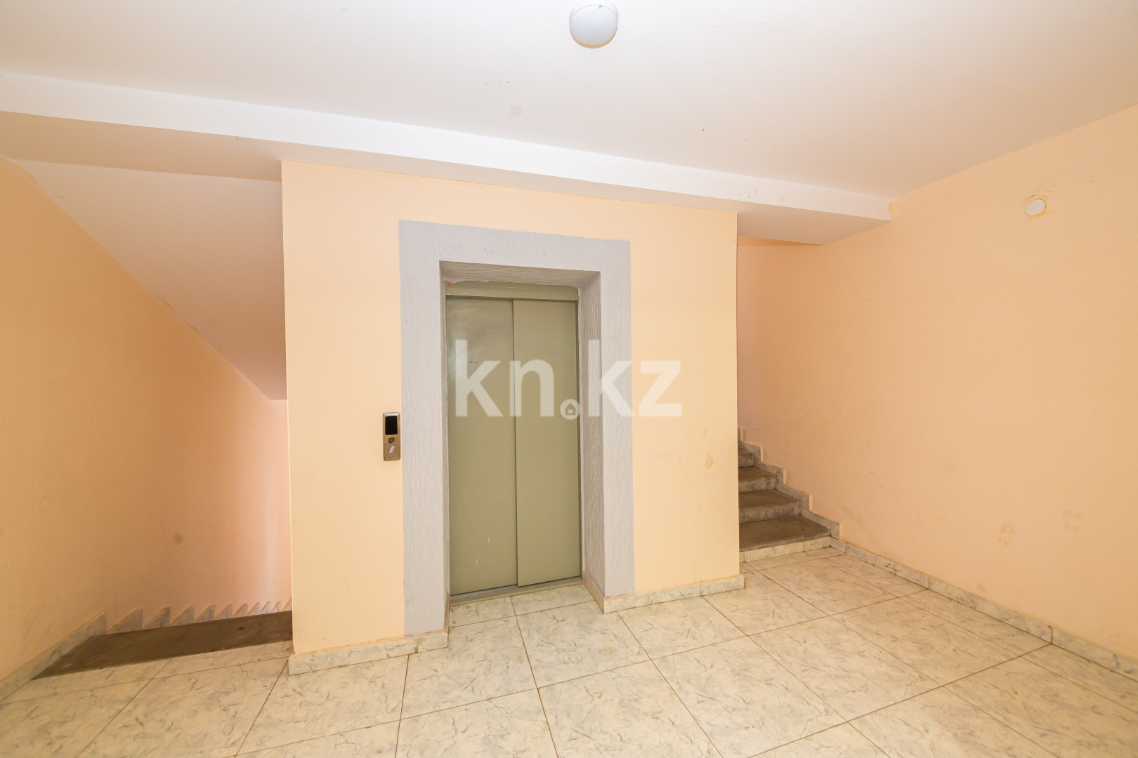 Продажа 2-комнатной квартиры, 61 м², ул. Мустафа Шокай, дом  107 в Астане - фото 20