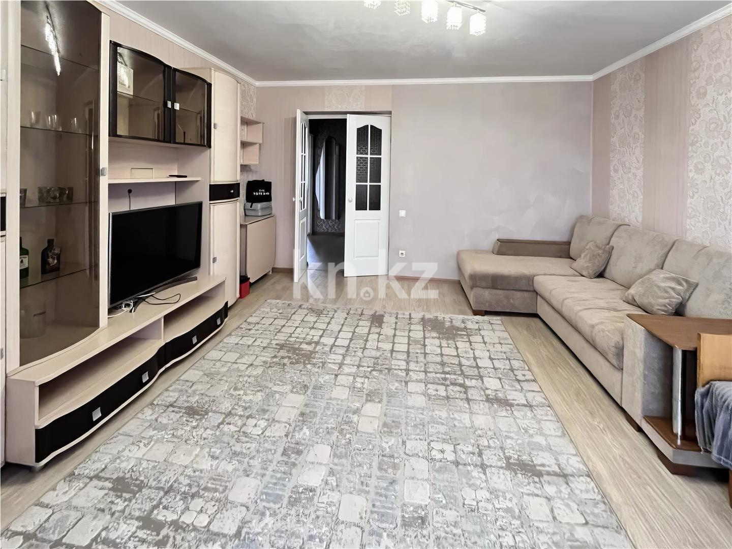 Продажа 3-комнатной квартиры, 72 м², ул. Крылова, дом  60 - Продажа квартир в Караганде фото 2 из 24