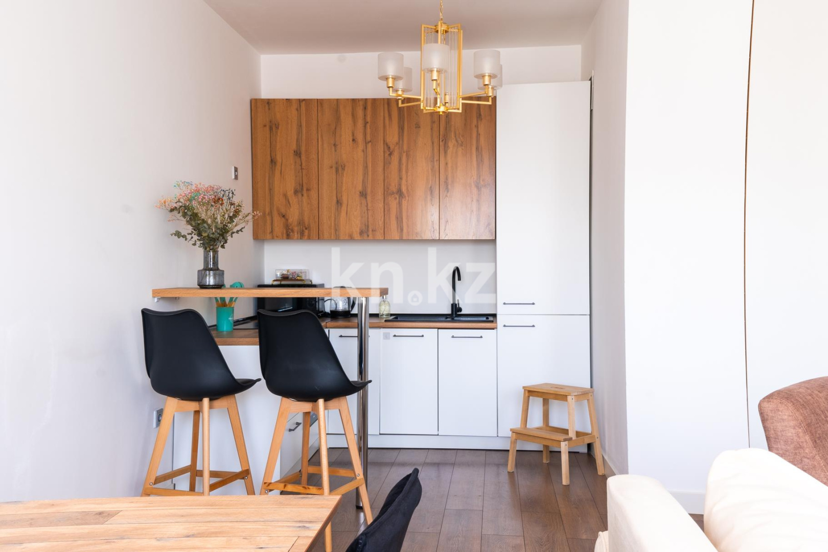 Аренда 2-комнатной квартиры посуточно, 56 м², Гагарина, дом  233 - Аренда  двухкомнатных квартир посуточно в Алматы фото 9 из 24