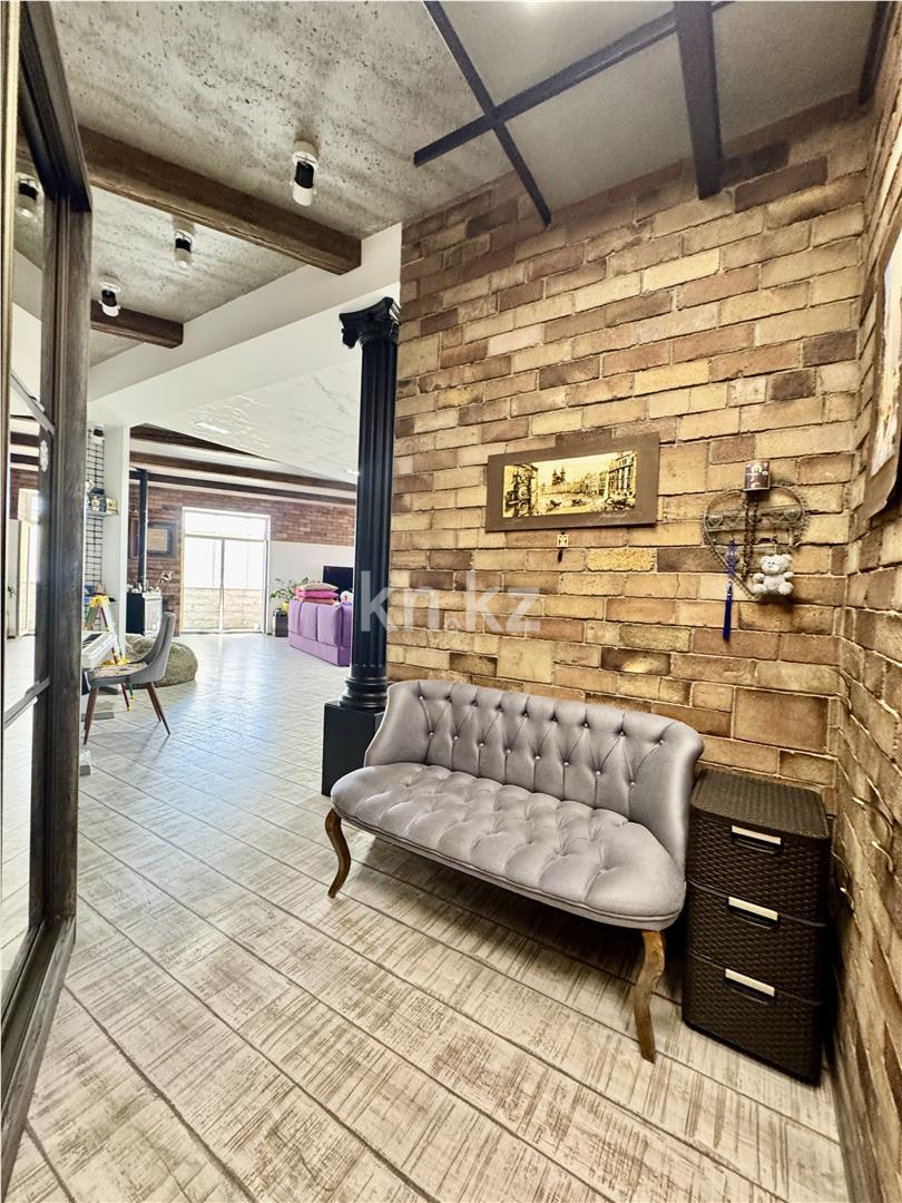 Продажа 3-комнатной квартиры, 160 м², ул. Аманжолова, дом  41 - Продажа  трехкомнатных квартир в Караганде с фото фото 38 из 52