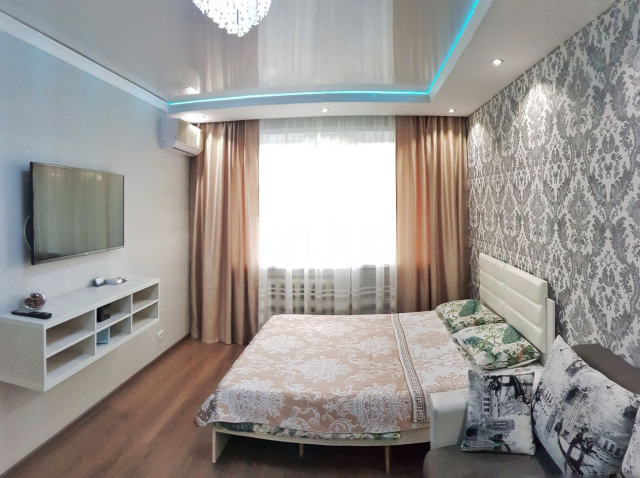 Аренда 1-комнатной квартиры посуточно, 36 м², Камзина, дом  60 - Аренда жилой и коммерческой недвижимости в Павлодаре фото 1 из 6