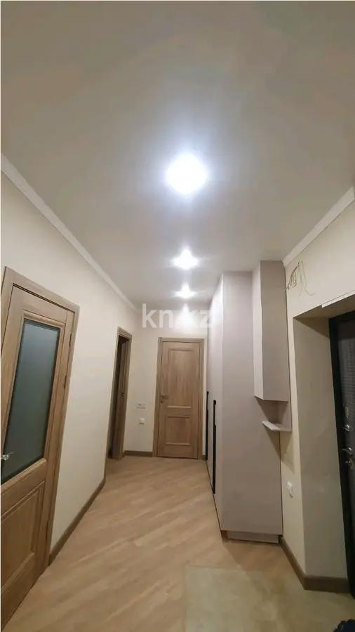 Продажа 2-комнатной квартиры, 64 м², ул. Академическая, дом  9/10 блок 1 в Караганде - фото 4