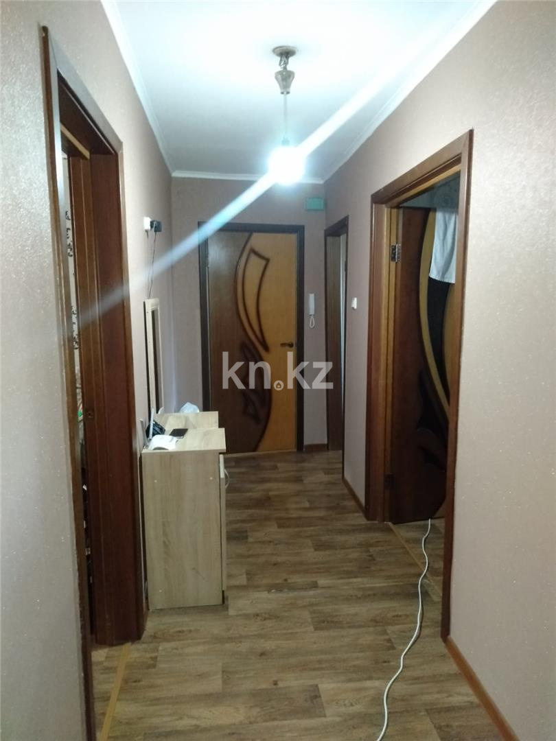 Продажа 4-комнатной квартиры, 91 м², мкр-н 8 в Темиртау - фото 16