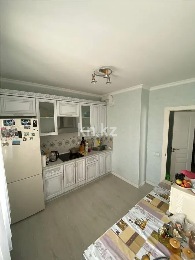 Продажа 2-комнатной квартиры, 53 м², ул. Казыбек би, дом  13 в Астане - фото 3