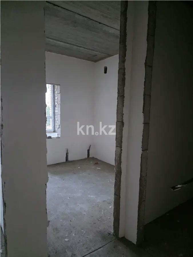 Продажа 1-комнатной квартиры, 35.5 м², ул. Тынышбайулы, дом  10 в Астане