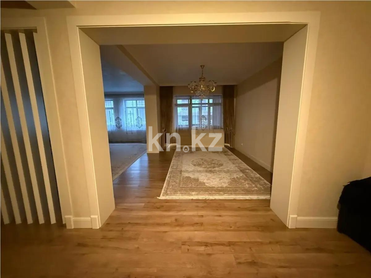 Продажа 4-комнатной квартиры, 288 м² - Продажа квартир в кирпичном доме в Алматы фото 2 из 4