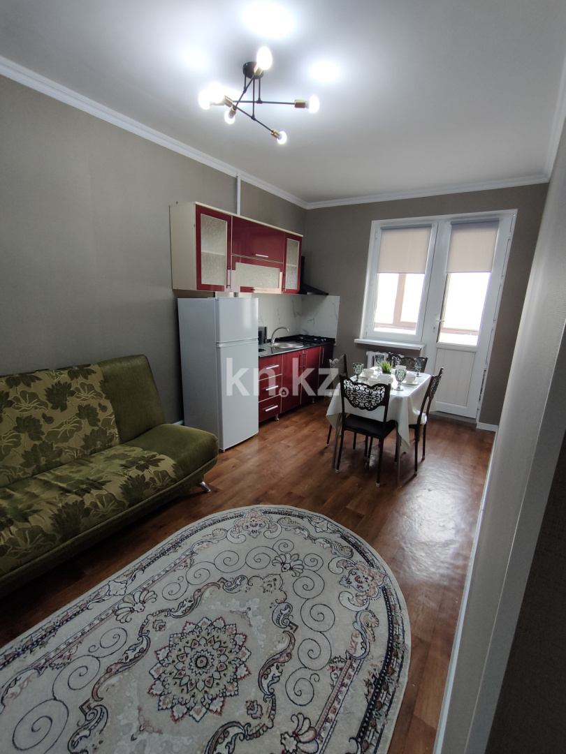 Аренда 2-комнатной квартиры посуточно, 50 м², ул. Назарбекова, дом  217 - Аренда квартир посуточно в Шымкенте фото 3 из 12