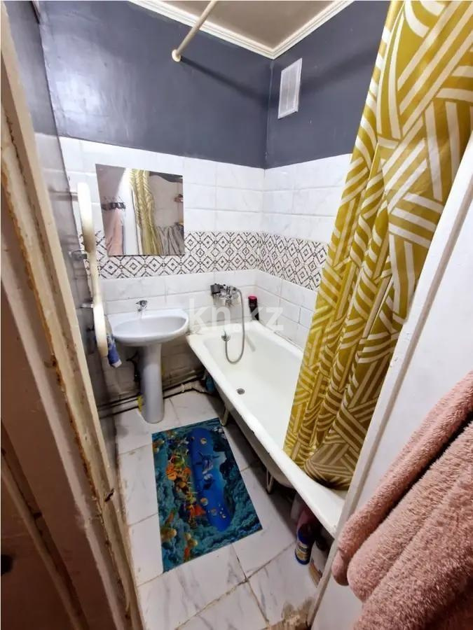 Продажа 3-комнатной квартиры, 60 м², мкр-н Айнабулак-2, дом  74 в Алматы - фото 4