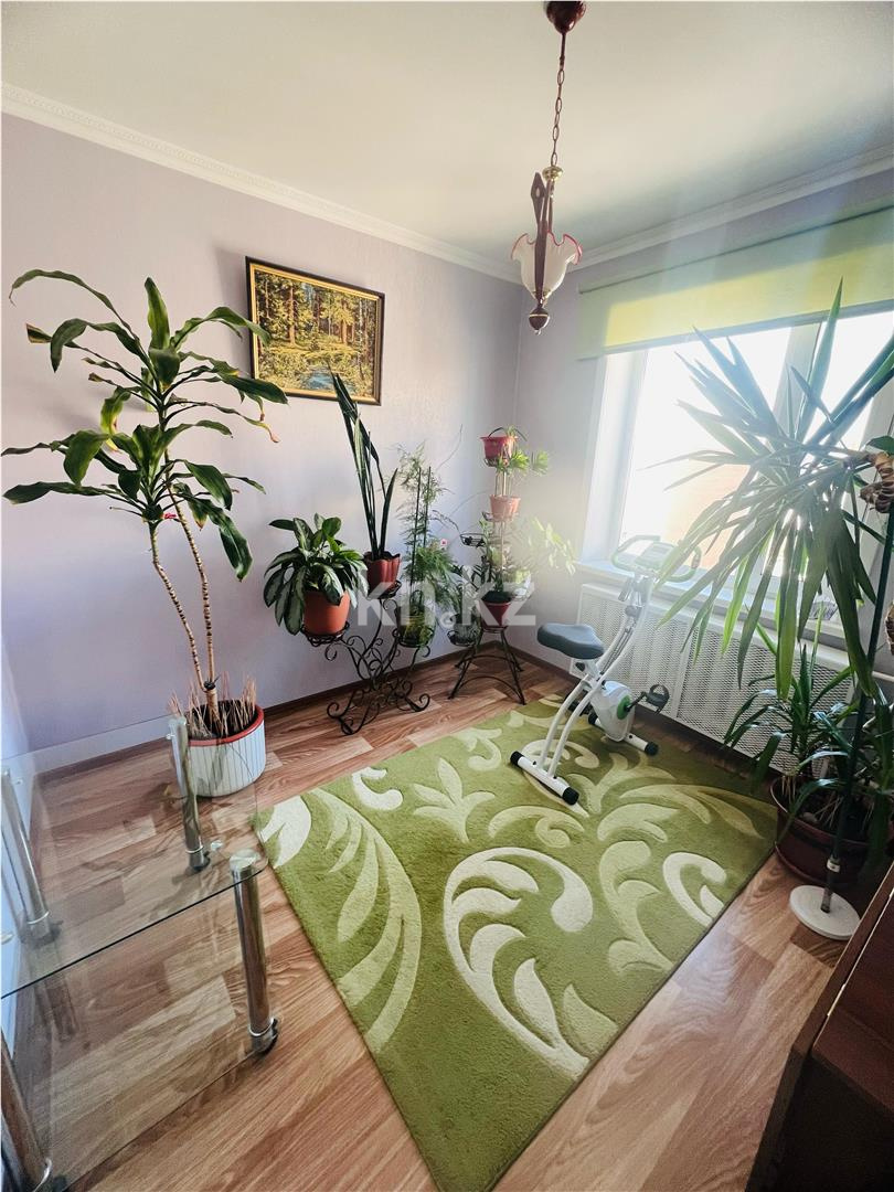 Продажа 4-комнатной квартиры, 76 м², мкр-н Степной-4, дом  18 - Продажа  четырехкомнатных квартир в Караганде фото 16 из 22