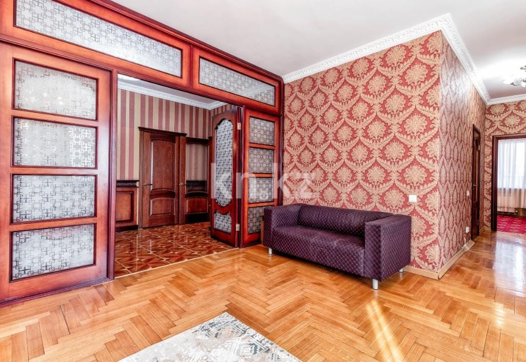 Аренда 3-комнатной квартиры посуточно, 130 м², ул. Кунаева, дом  35 - пр. Мангилик Ел - Аренда квартир посуточно в Астане с фото фото 4 из 15
