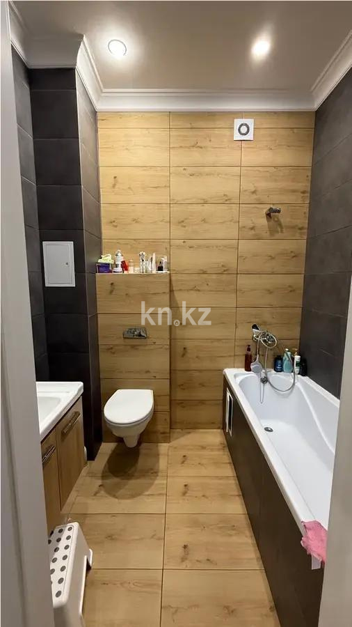 Продажа 3-комнатной квартиры, 83 м², ул. Айтеке би, дом  14 в Астане - фото 5