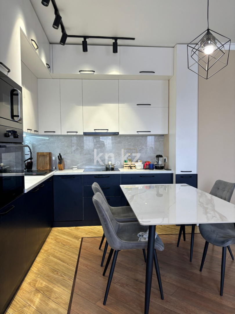 Продажа 2-комнатной квартиры, 74.1 м², ул. Бегалина в Алматы - фото 15