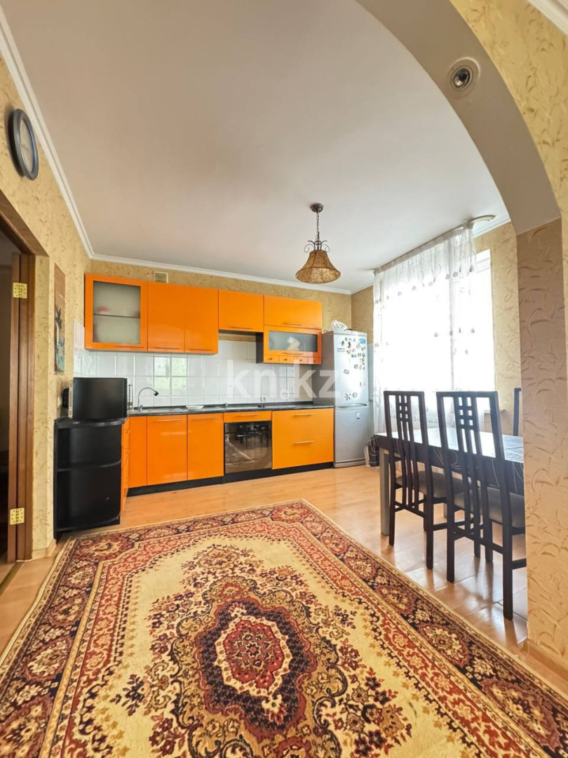 Аренда 2-комнатной квартиры, 72 м² в Астане