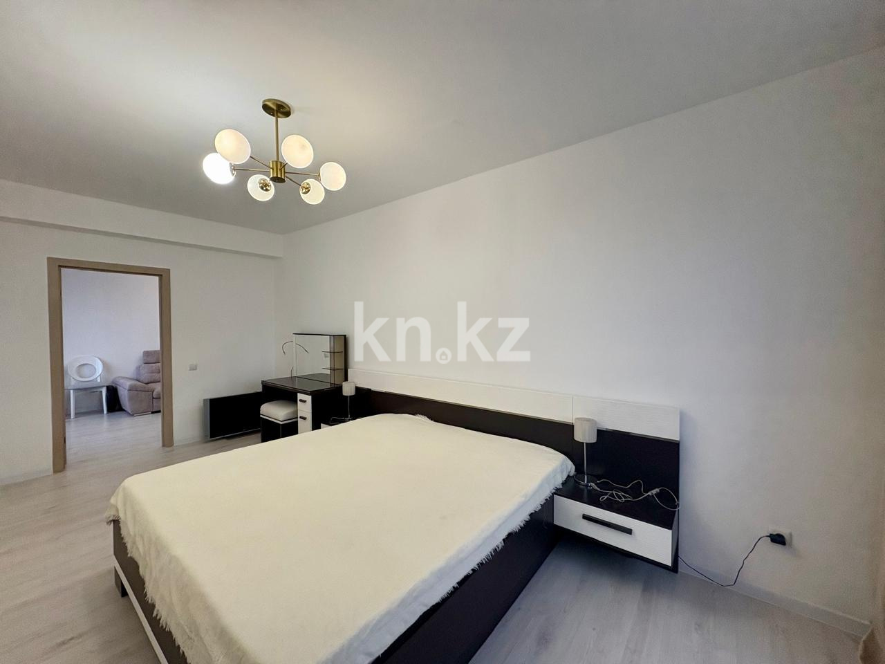 Продажа 3-комнатной квартиры, 74 м² - Продажа квартир в монолитном доме в Алматы фото 9 из 16