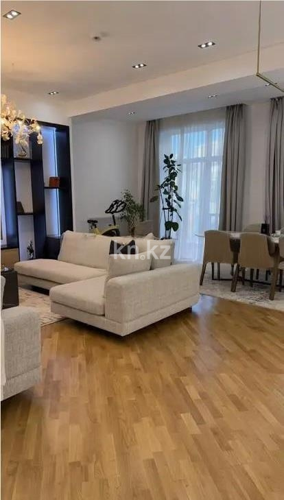 Продажа 4-комнатной квартиры, 216.3 м² - Продажа четырехкомнатных квартир в Казахстане - страница 3 фото 1 из 2