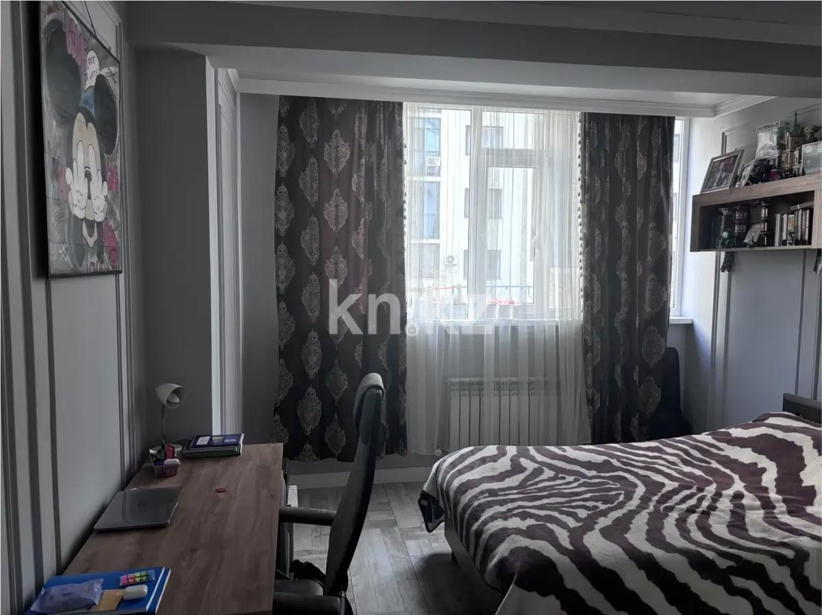 Продажа 4-комнатной квартиры, 96 м², ул. Толе би, дом  285/8 - Продажа квартир в Алматы фото 1 из 3