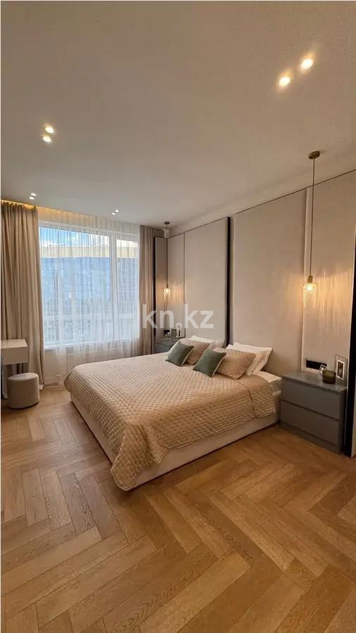 Продажа 4-комнатной квартиры, 139 м², ул. Сыганак, дом  52/1 в Астане - фото 5