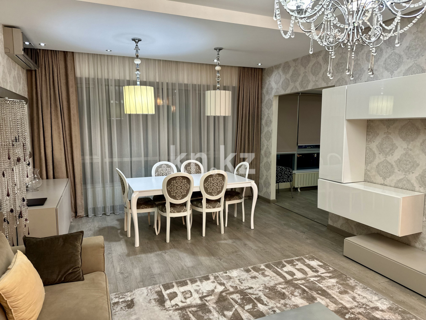 Продажа 4-комнатной квартиры, 159 м², бул. Бухар Жырау, дом  27/5в - ул. Маркова - Продажа квартир в Алматы фото 3 из 24