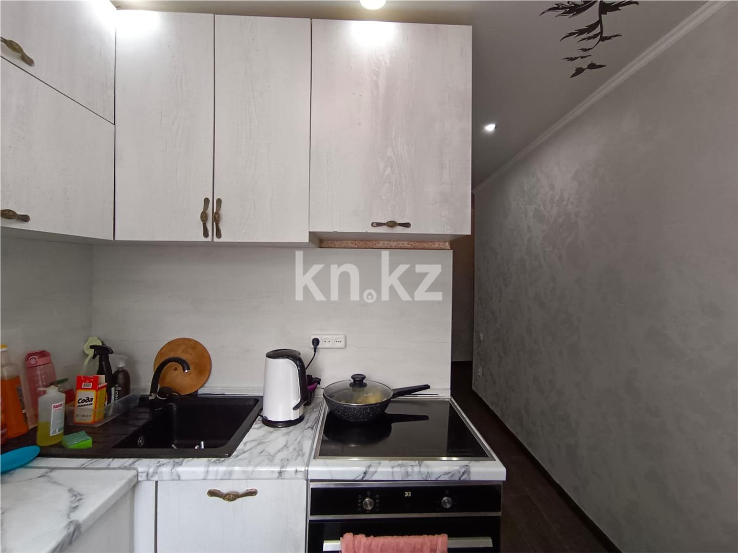 Продажа 3-комнатной квартиры, 63 м², мкр-н 21, дом  25 в Караганде - фото 10