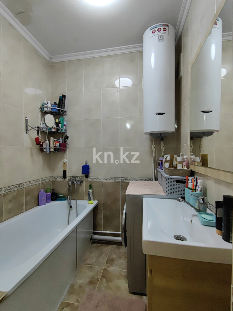 Продажа 2-комнатной квартиры, 54 м², ул. Ермекова, дом  106а в Караганде - фото 20