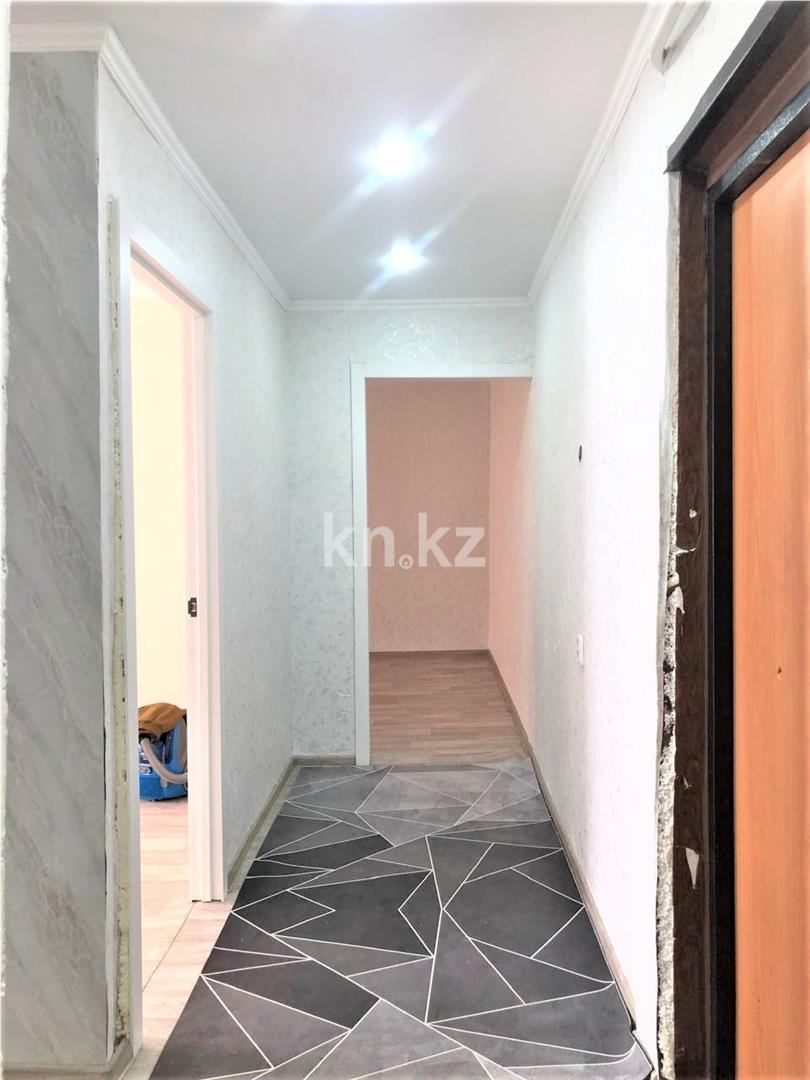 Продажа 4-комнатной квартиры, 64 м², ул. Язева, дом  15 - Продажа  четырехкомнатных квартир в Караганде фото 16 из 17