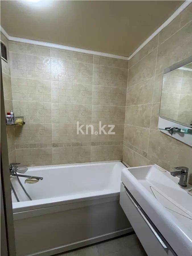Продажа 1-комнатной квартиры, 40 м², мкр-н Степной-4, дом  32 - Продажа  однокомнатных квартир в Караганде с фото фото 2 из 4