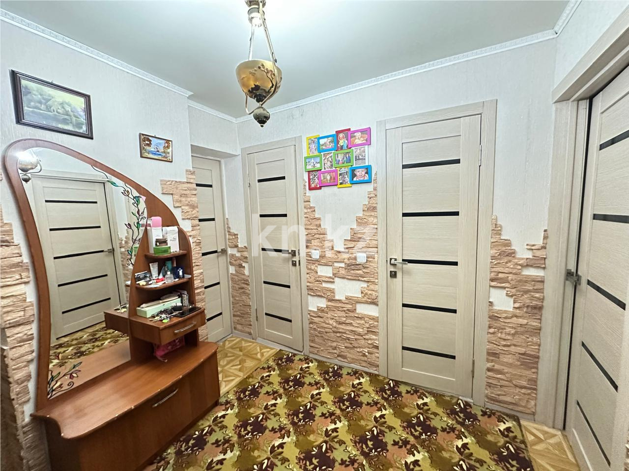 Продажа 3-комнатной квартиры, 57 м² - Продажа квартир в Караганде фото 18 из 21