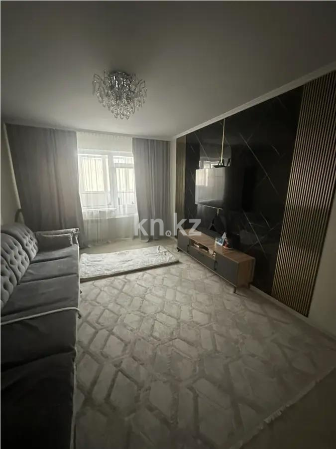 Продажа 3-комнатной квартиры, 80 м², ул. Сарыарка, дом  19 - Продажа  трехкомнатных квартир в Караганде без посредников фото 1 из 6