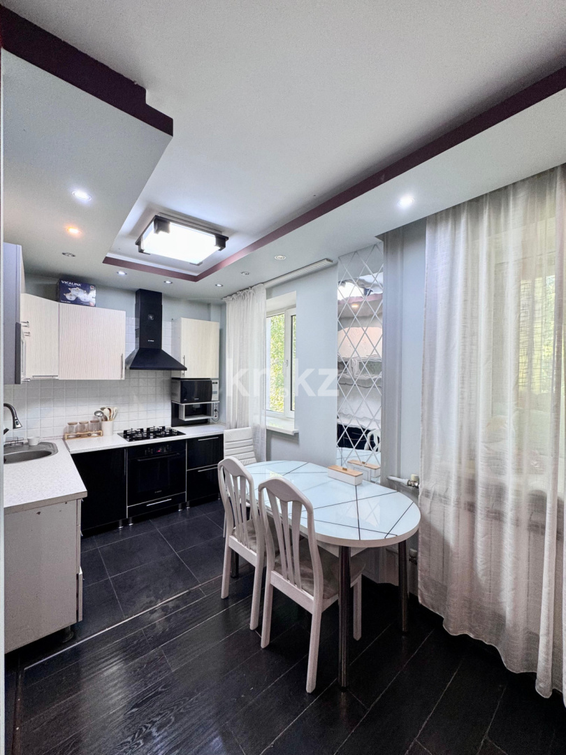 Продажа 2-комнатной квартиры, 40.5 м², ул. Байзакова в Алматы