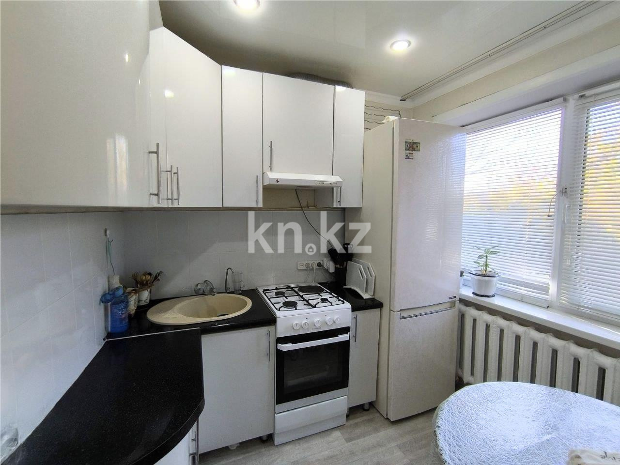 Продажа 3-комнатной квартиры, 62 м², ул. Муканова - Продажа  трехкомнатных квартир в Караганде фото 8 из 14