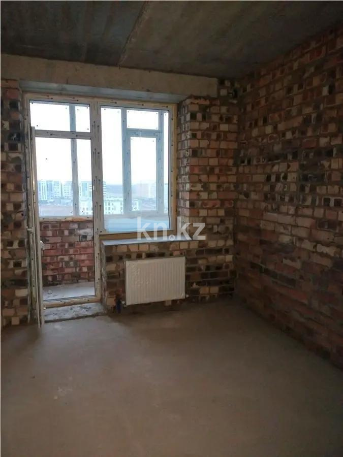 Продажа 1-комнатной квартиры, 42.1 м², ул. Тынышбайулы, дом  6 стр в Астане