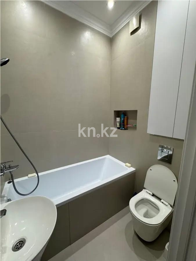 Продажа 4-комнатной квартиры, 96 м², пр. Туран, дом  52/4 в Астане - фото 4