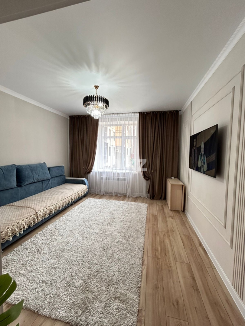 Продажа 3-комнатной квартиры, 89 м², ул. Букетова, дом  3/3 - Продажа  трехкомнатных квартир в Караганде без посредников с фото фото 1 из 16