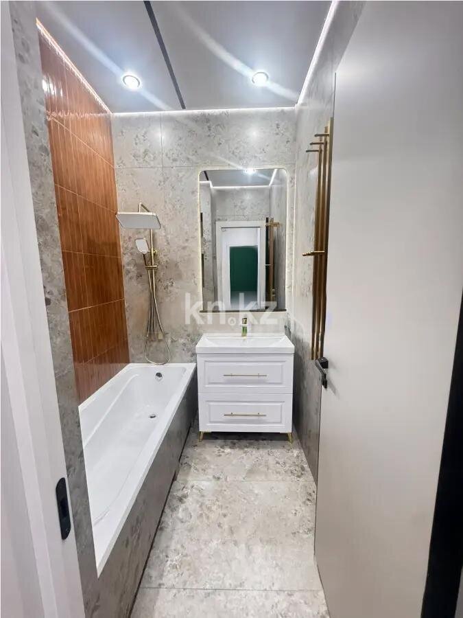 Продажа 4-комнатной квартиры, 73 м² в Алматы - фото 6