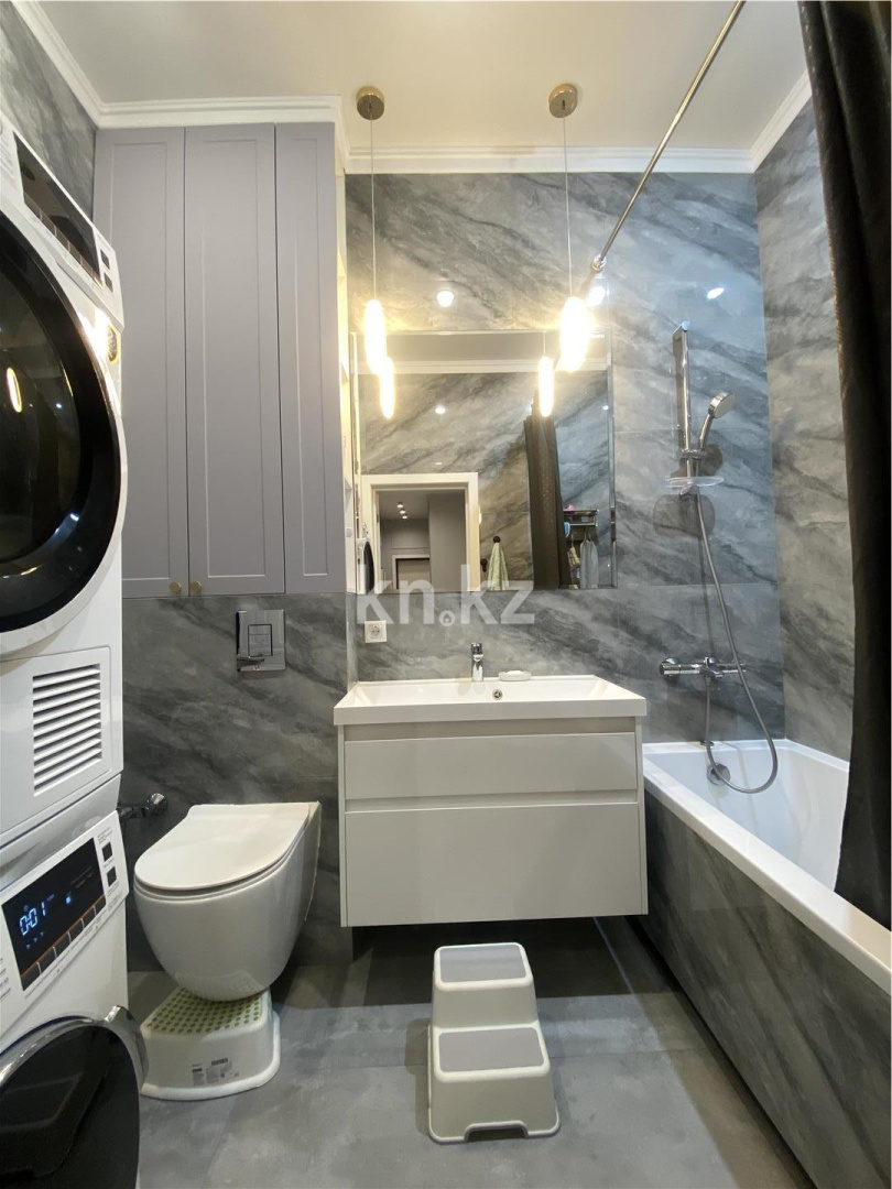 Продажа 4-комнатной квартиры, 98.7 м², ул. Казыбек би в Астане - фото 16