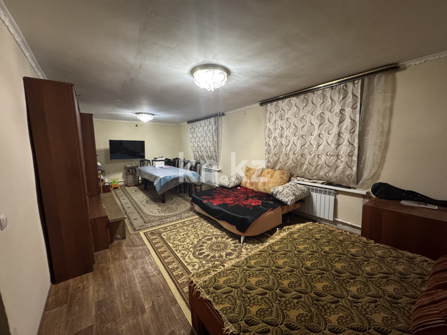 Продажа 6-комнатного дома, 131 м², ул. Казахстанская - Продажа домов и коттеджей в Караганде фото 1 из 16