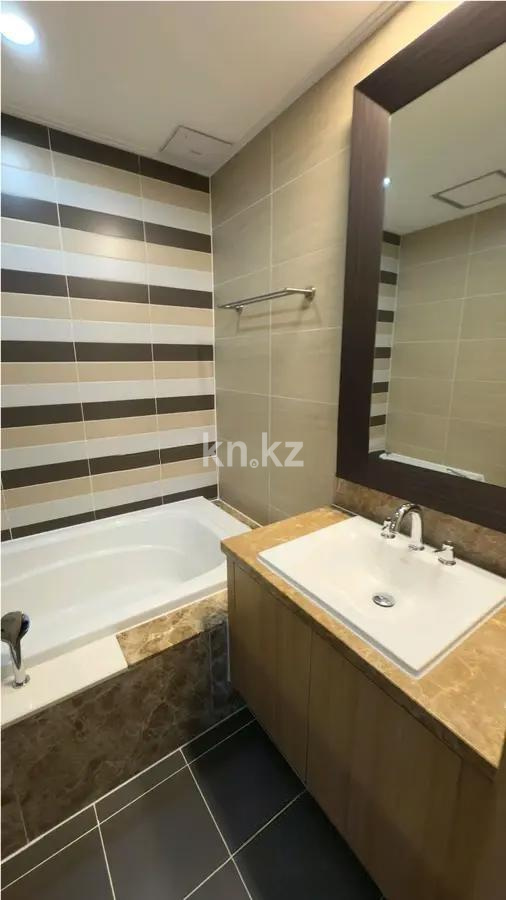 Продажа 3-комнатной квартиры, 90 м², ул. Байтурсынова, дом  1 в Астане - фото 5